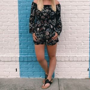 Floral black jumper